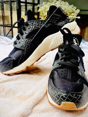 Nike Black Sneakers with Copper Accents